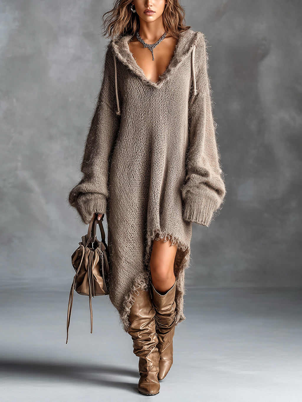 Agnès | Robe Midi en Maille Douce à Capuche
