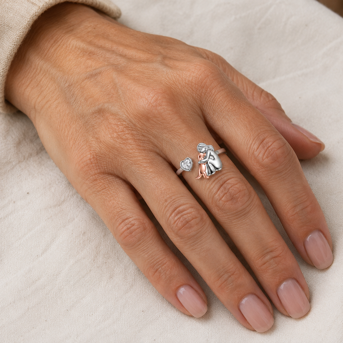 L'Étreinte Éternelle - Bague Ajustable Gravée