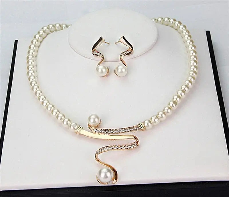 Philomène | Parure Collier et Boucles d'Oreilles en Perles Naturelles