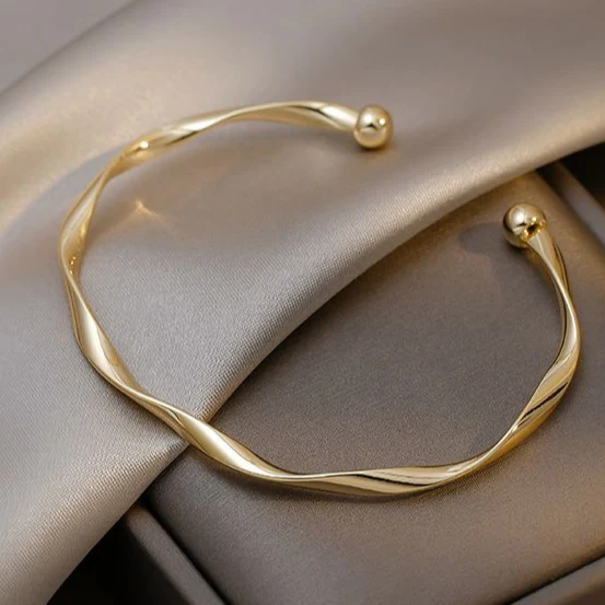 Annick | Bracelet Doré Élégant