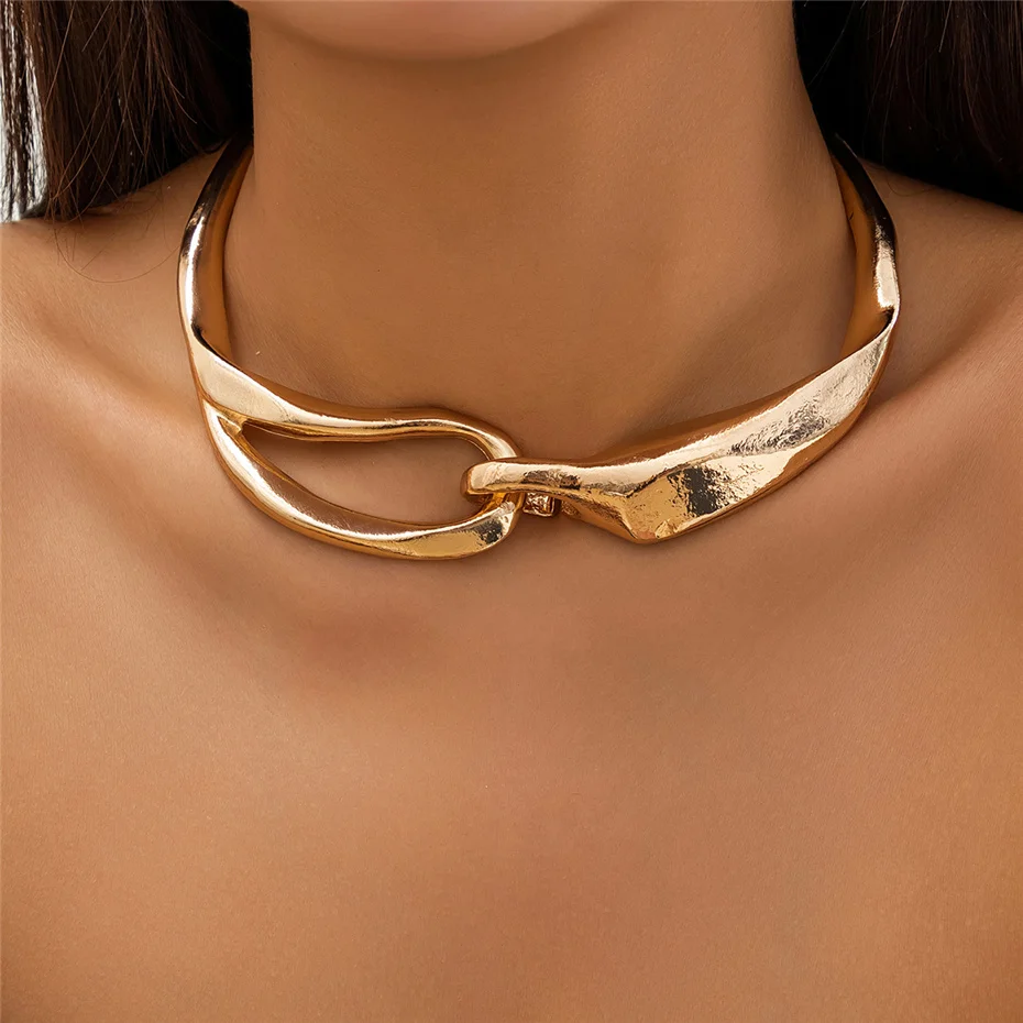 Nina | Collier Doré Texturé Audacieux